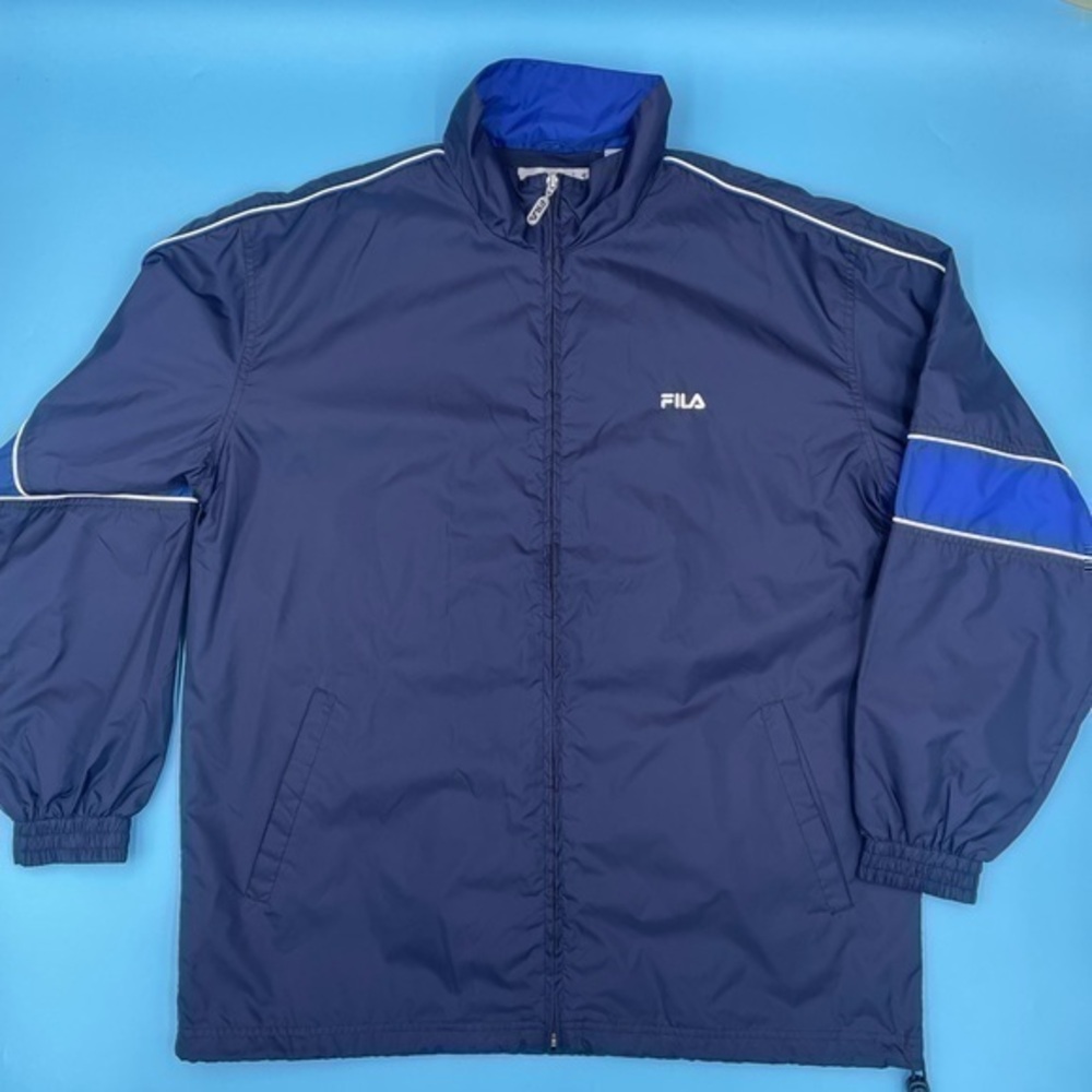 Like new! VTG FILA Embroidered Windbreaker Jacket